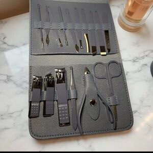Gray Manicure Set with Case